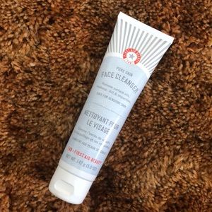 First Aid Beauty Pure Skin Face Cleanser